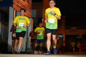 BIB: 5008
                            <button type="button" onclick="openModal(21742923)" class="btn btn-primary btn-sm float-right btn-popup" data-toggle="modal" data-target=".modal-high-quality">
                        <i class="fas fa-shopping-cart"></i> Add to Cart
                    </button>
                                            <button type="button" onclick="isThisMe(21742923, true)" class="btn btn-success btn-sm float-right btn-popup btn-isme hidden" data-toggle="tooltip" data-placement="bottom" title="นี่คือรูปของคุณใช่ไหม คลิกที่นี่เพื่อเอาเข้าอัลบั้ม">
                        <i class="fas fa-plus"></i> Add to album
                    </button>
                    <button type="button" onclick="isThisMe(21742923, false)" class="btn btn-warning btn-sm float-right btn-popup btn-isnotme hidden">
                        <i class="fas fa-ban"></i> Remove from album
                    </button>